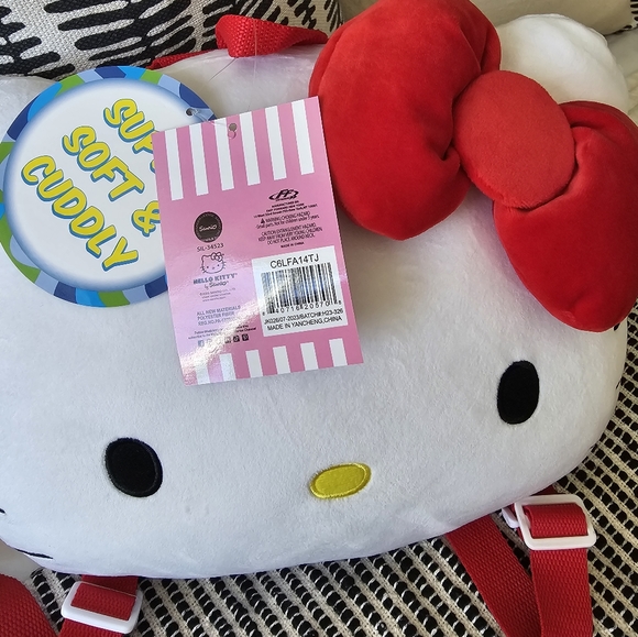 Hello kitty small backpack - Picture 3 of 6